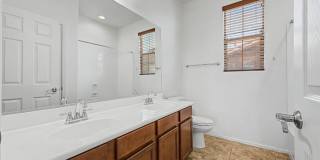 15102 W WESTVIEW Drive Gallery 24