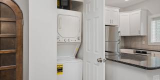 920 Ward Parkway Gallery 16