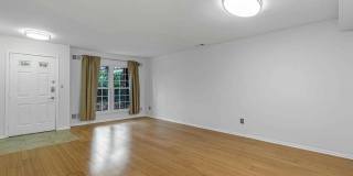 342 Village Court Gallery 8