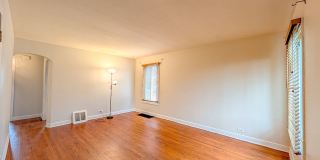 Great starter  home for rent Gallery 3