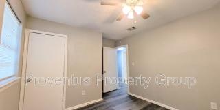 4527 Versailles Drive Gallery 22