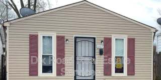 1107 Hunt Avenue Gallery 1