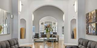 530 Buckingham Gallery 25