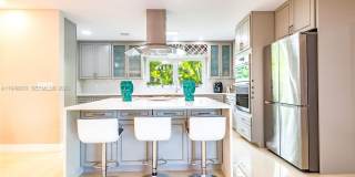 709 SW Elm Tree Ln Gallery 6