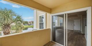 1025 VILLAGIO Circle Gallery 42