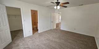 Renovated 4 Bedroom Home! Gallery 9