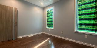 2627 N 31st St Gallery 18