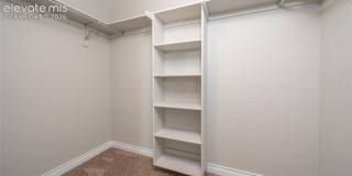 5847 New Crossings Point Gallery 12