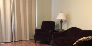 Beautiful 2-bed condo available in early October! Gallery 3