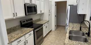 2028 E River Rd Unit 203 Gallery 7