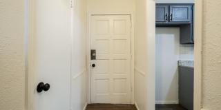 3 bedroom 2.5 bath - NW Highway and Rockwell Gallery 14