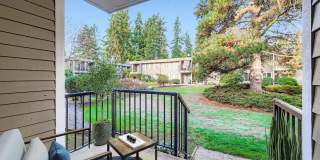 Beautifully Renovated 1 & 2 Bedroom Apartments in Lynnwood! Gallery 65