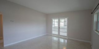 2/1 duplex with carport in Winter Park Gallery 5