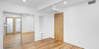 404 Prospect Street Gallery 18