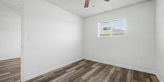 2209 S Granada Drive Gallery 14