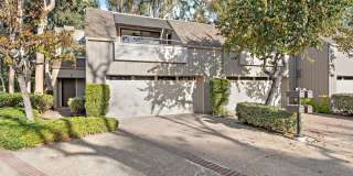 Charming Townhome in Turtle Rock Gallery 1