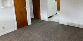 NICE DENVER DUPLEX!! CONVIENIENT LOCATION!! Gallery 5