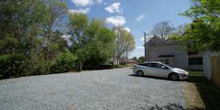 1/2 Mo Off Special - Historic area - China Grove- 1 bed,1bath Unit Gallery 5