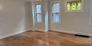 Great 1st Floor Duplex in Squirrel Hill! Available NOW! Gallery 6