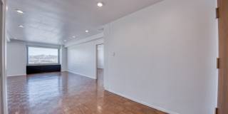 320 Fort Duquesne Blvd Gallery 6