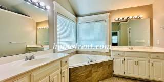 Blue Valley Schools, Walking Distance to Elementary School and Neighborhood Pool! Gallery 34