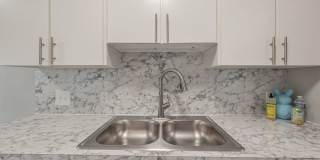 The Ivanhoe Apartments Gallery 4