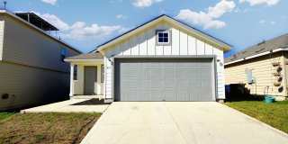 Stylish Move-In Ready Home in Rosillo Ranch, San Antonio, TX - Realtor Commission: $400 Gallery 1