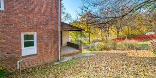 AVAILABLE JULY 1ST! ABSOLUTELY GORGEOUS & RENOVATED 2 bedroom in CASTLE SHANNON! Gallery 2