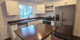 E. 38th Avenue Duplex's Gallery 26