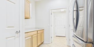 2130 W HUNTER Court Gallery 6