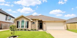 Beautifully Updated 3/2/2 in Plantation Village in Lake Jackson ! Gallery 1