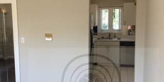 526 Michigan Avenue Gallery 8