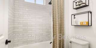 9001 Ventura Street Gallery 58