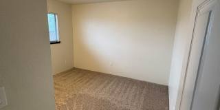 1 Bedroom 1 Bathroom at Hollywood Park Apartments Gallery 48