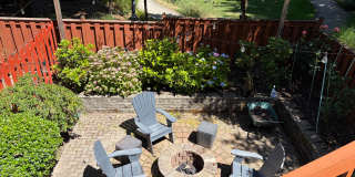 Gorgeous 3 BD | 2.5 BA Townhome | Popular Amberglen Townhomes Neighborhood | Beautiful Backyard | Near Nature Parks Gorgeous 3 BD | 2.5 BA Townhome | Popular Amberglen Townhomes Neighborhood | Beautiful Backyard | Near Nature Parks Gallery 4