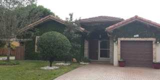 15826 SW 138th Ter Gallery 1