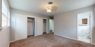 3252 CHELTENHAM Drive Gallery 23