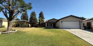 5704 Pine Canyon Drive - Super cute 3 bedroom 2 bath home in The Seasons - SW Bakersfield 5704 Pine Canyon Drive - Super cute 3 bedroom 2 bath home in The Seasons - SW Bakersfield Gallery 1