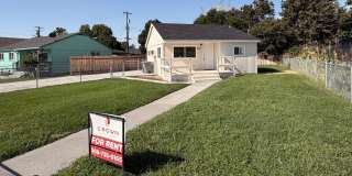 New Kitchen! 2 bed, 1 ba w/Ample Parking! Gallery 1