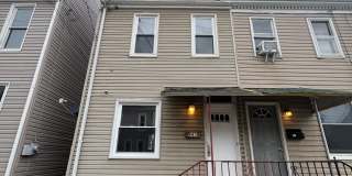 647 West College Avenue, York Gallery 1