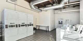 Off Broadway Apartments Gallery 21