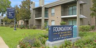 Foundations at River Crest & Lions Head Gallery 28