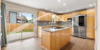 Beautiful Home with 2 Car Garage and Fenced Back Yard Gallery 19