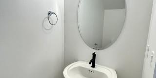 Townhome in Woodland Estates - Pool Access Gallery 10