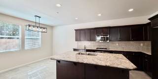 $2,800 Harlan Ranch, Beautiful 4 Bed Home - Infusion Way, Clovis Gallery 1