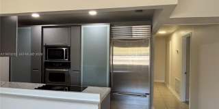 543 SW 61st Ter Gallery 1