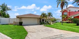 Luxury Waterfront Living in St. Pete Beach with Private Pool & Spa - 4 Bed | 3 Bath Gallery 6