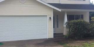 Coming Soon! Lovely 3 BDRM/2.5 BATH home near Lake Geneva! Gallery 1