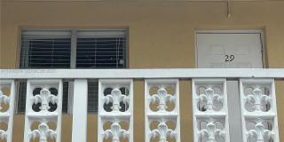 2607 NE 8th Ave Gallery 19