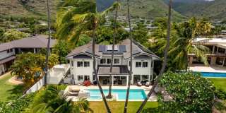 Paradise Beach Estate: Beachfront 6BR w/ Pool, Guest Suite & Pickleball Gallery 49